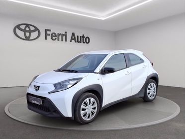 TOYOTA Aygo x 1.0 active 72cv s-cvt del 2024