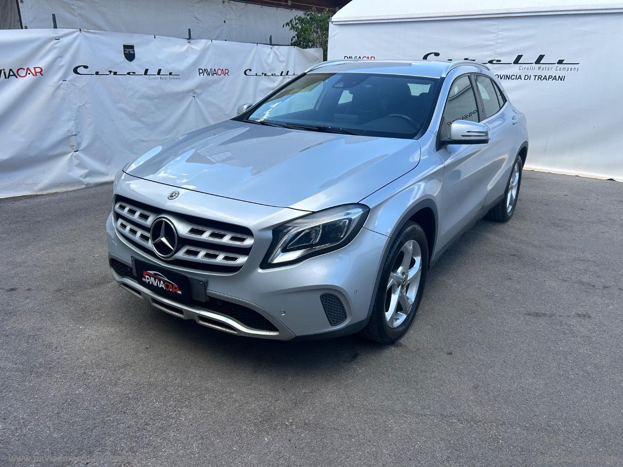 MERCEDES-BENZ GLA 220 d Automatic 4Matic Premium