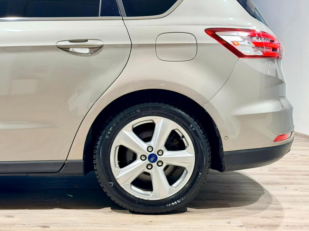 FORD S-MAX 2.0 150cv AUTOMATICA TITANIUM 2017