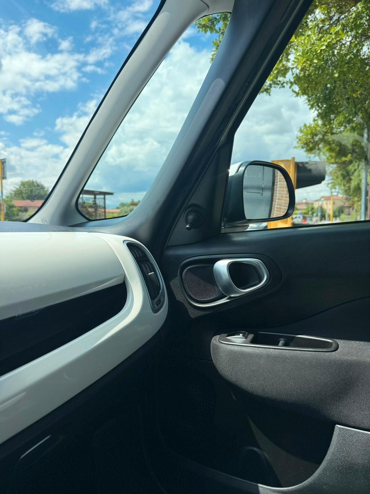 Fiat 500L 1.4 95CV LOUNGE