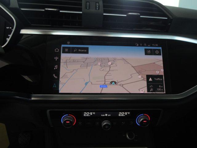 AUDI Q3 35 TDI Business Advanced