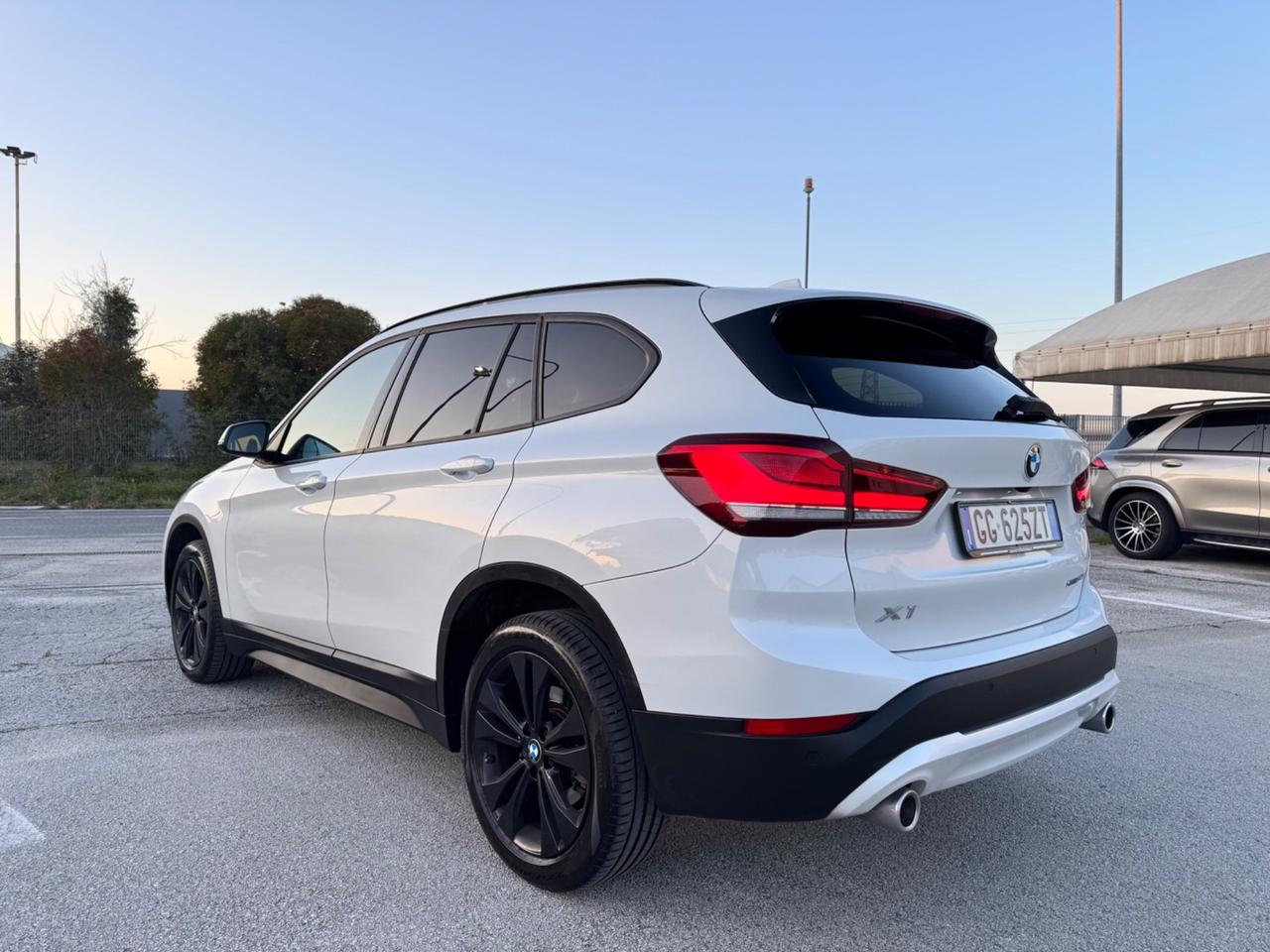 BMW X1 20d 190Cv SPORT - Tetto Full Led 18