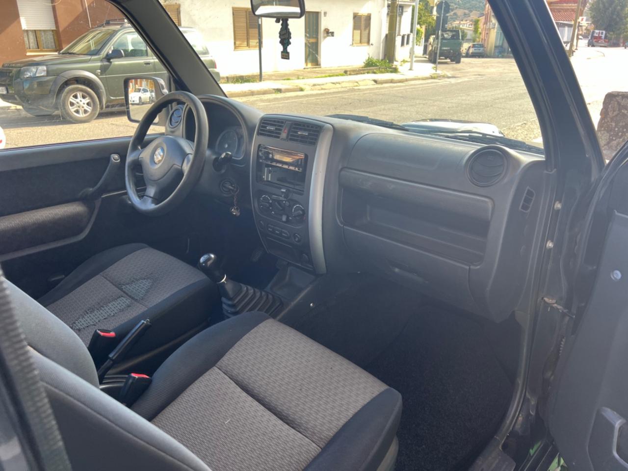 Suzuki Jimny 1.5 DDiS cat 4WD JLX