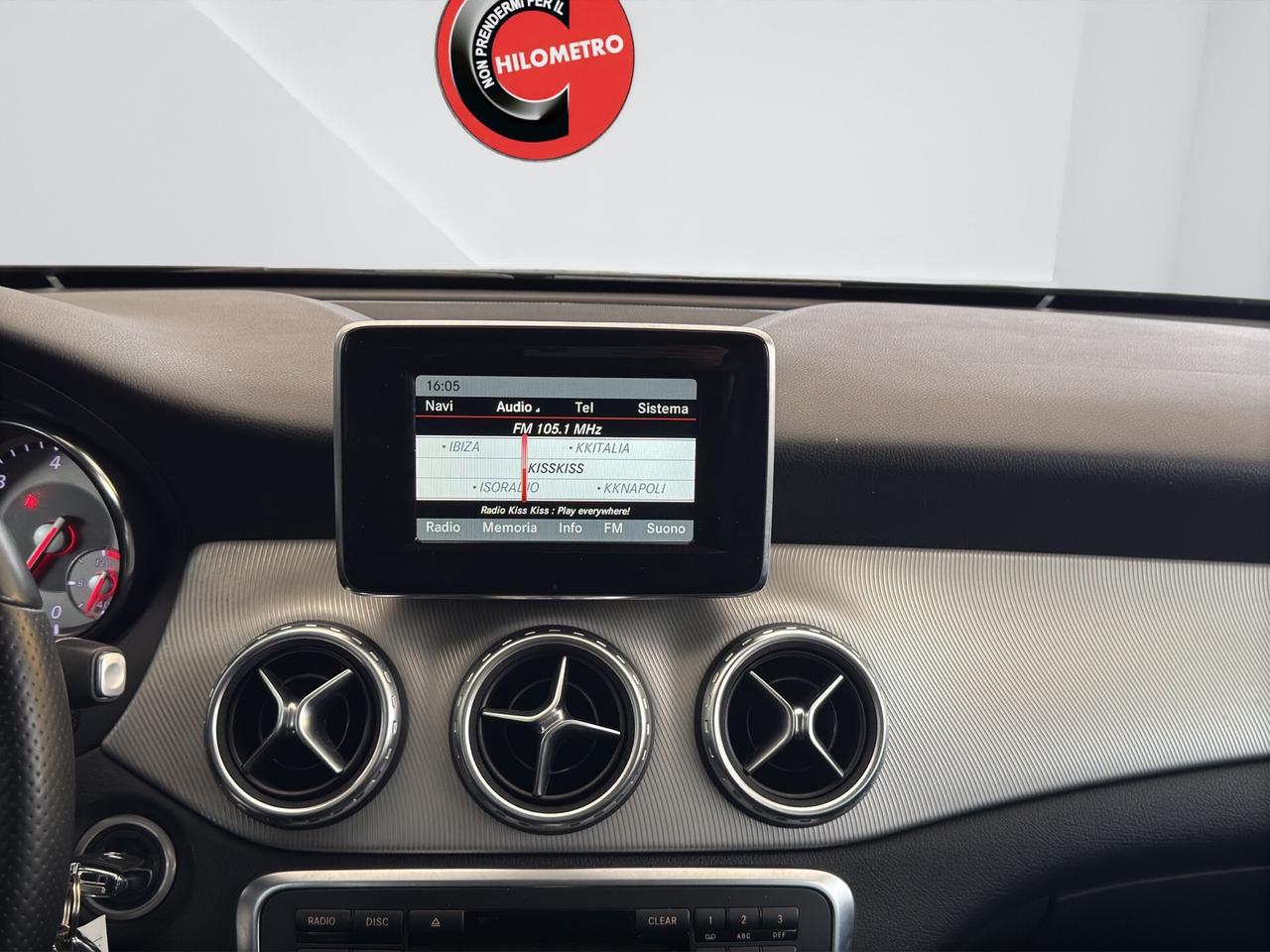 MERCEDES-BENZ GLA 200 CDI AUT. SPORT - MY15