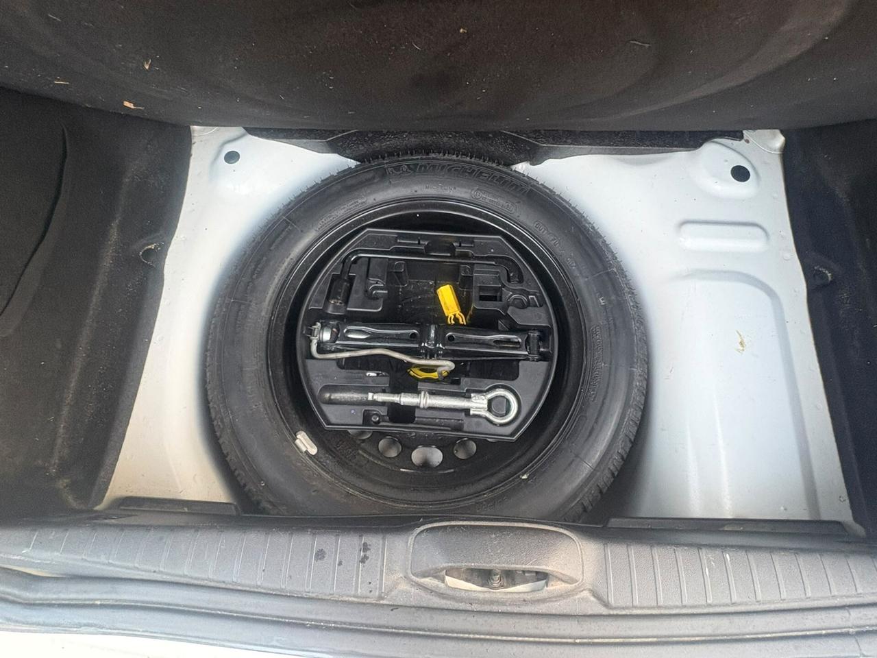 Peugeot 208 1.6 e-HDi 92 CV Stop&Start 5 porte Allure