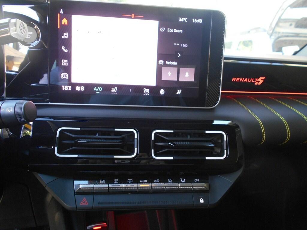 Renault Renault 5 comfort range Iconic Cinq