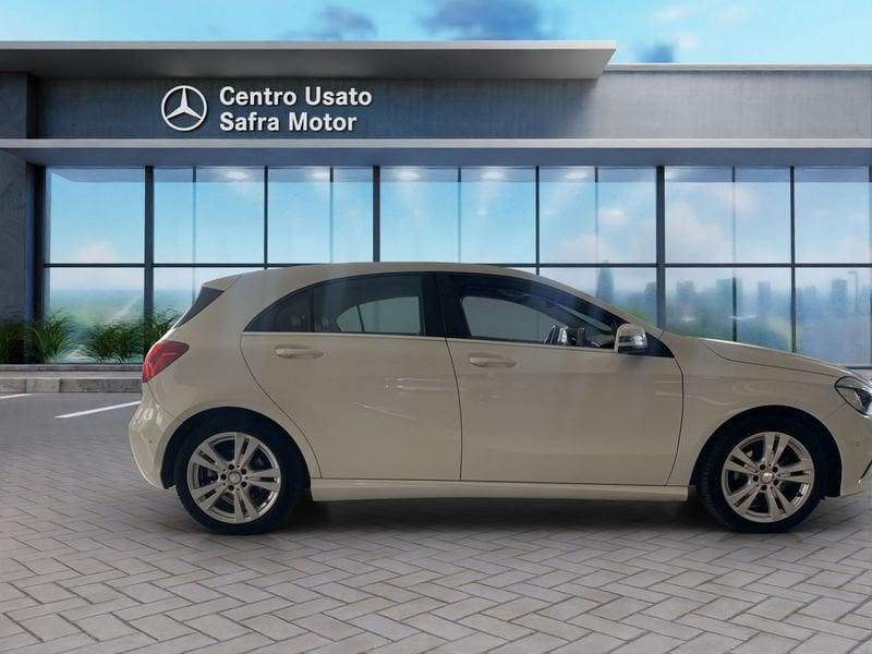 Mercedes-Benz Classe A A 180 d Sport Next Edition