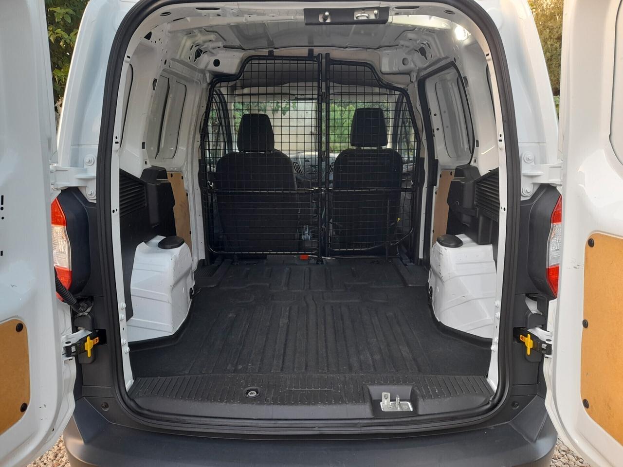Ford Transit Courier 1.5 TDCi 75CV Van Entry