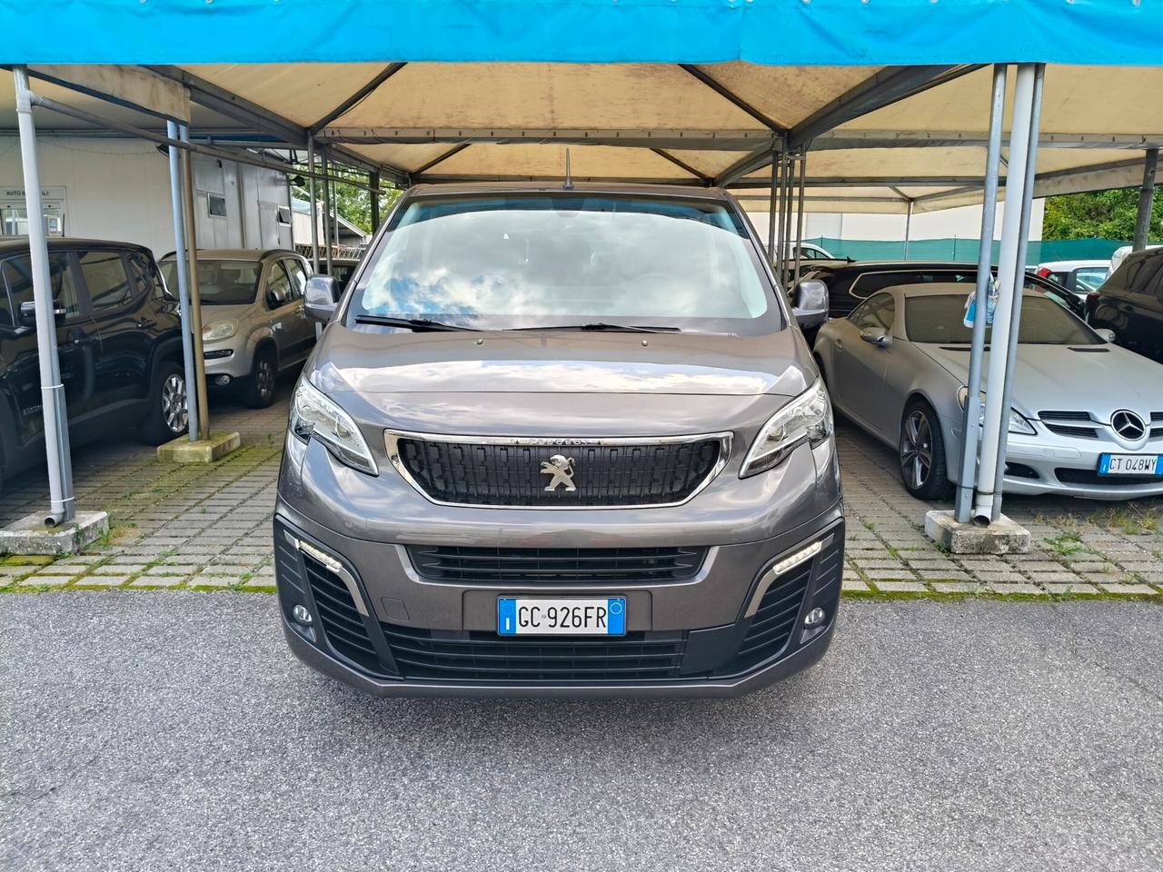 Peugeot Traveller BlueHDi 100 S&S Standard Business
