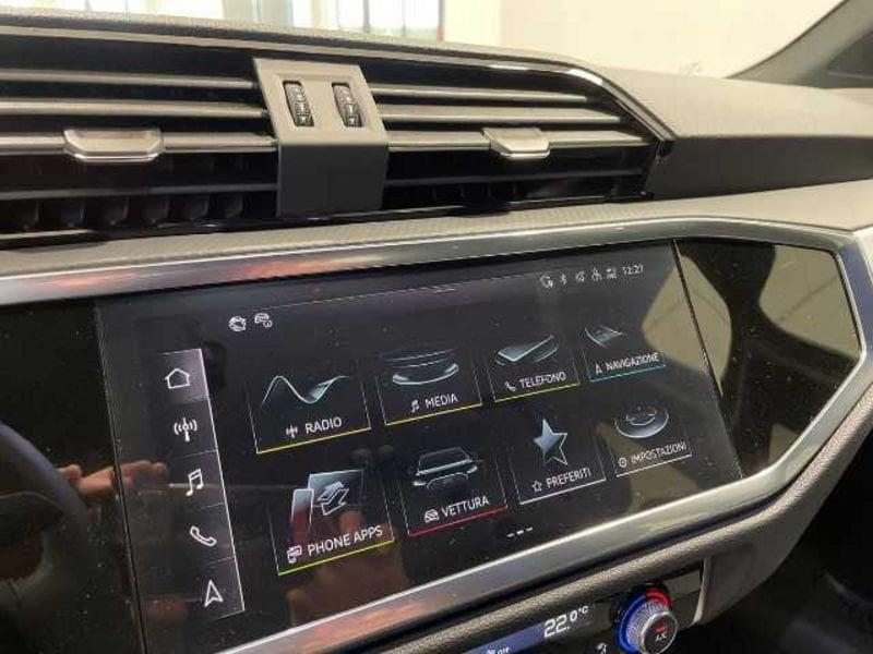 Audi Q3 II 2018 45 1.4 tfsi e Identity Black s-tronic