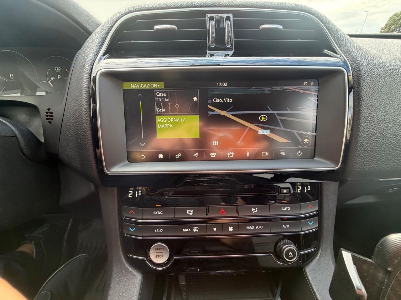 Jaguar F-Pace 2.0 20d Turbo Prestige #10220