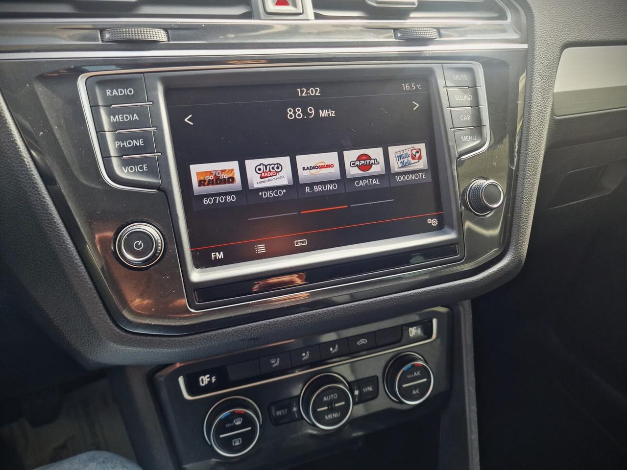 VW TIGUAN 2.0 TDI Bluemotion 150cv Business – 11/2016