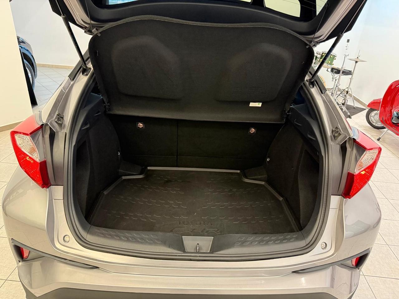 Toyota C-HR 1.8 Hybrid E-CVT Lounge 2017