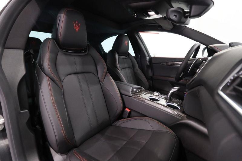 Maserati Ghibli Modena Ultima SQ4 430 CV
