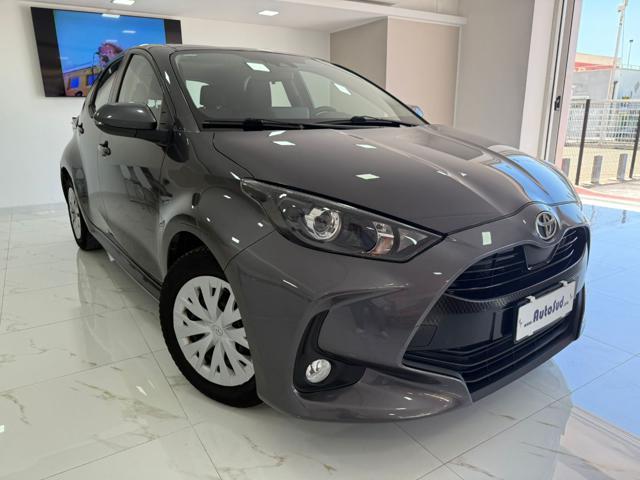 TOYOTA Yaris 1.0 5 porte Active