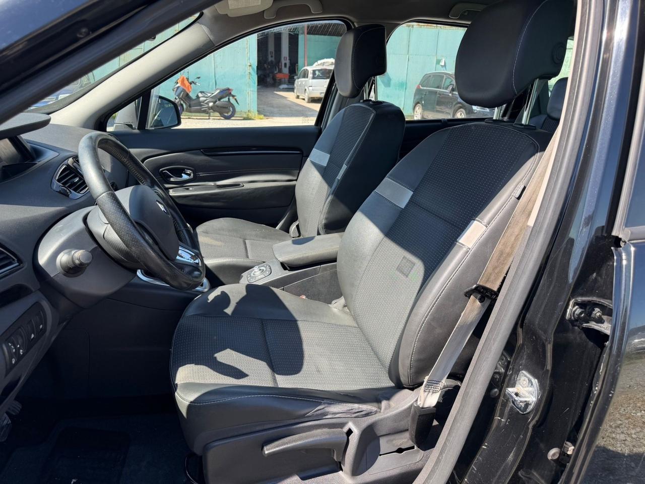 Renault Scénic XMod 1.5 Diesel Bose