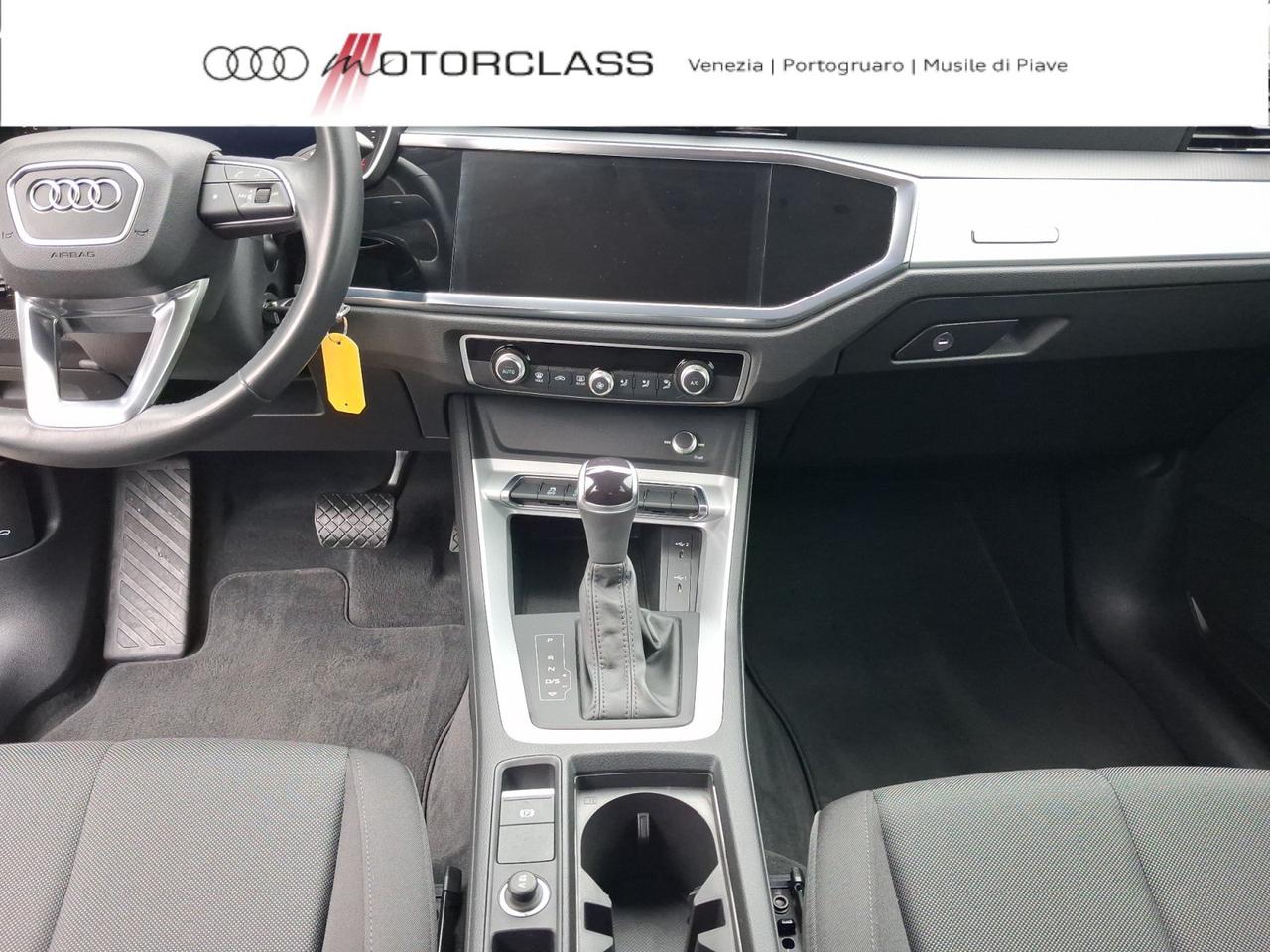 Audi Q3 35 2.0 tdi s line edition s tronic