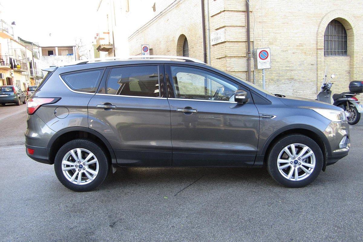 FORD Kuga 1.5 TDCI 120 CV S&S 2WD Business