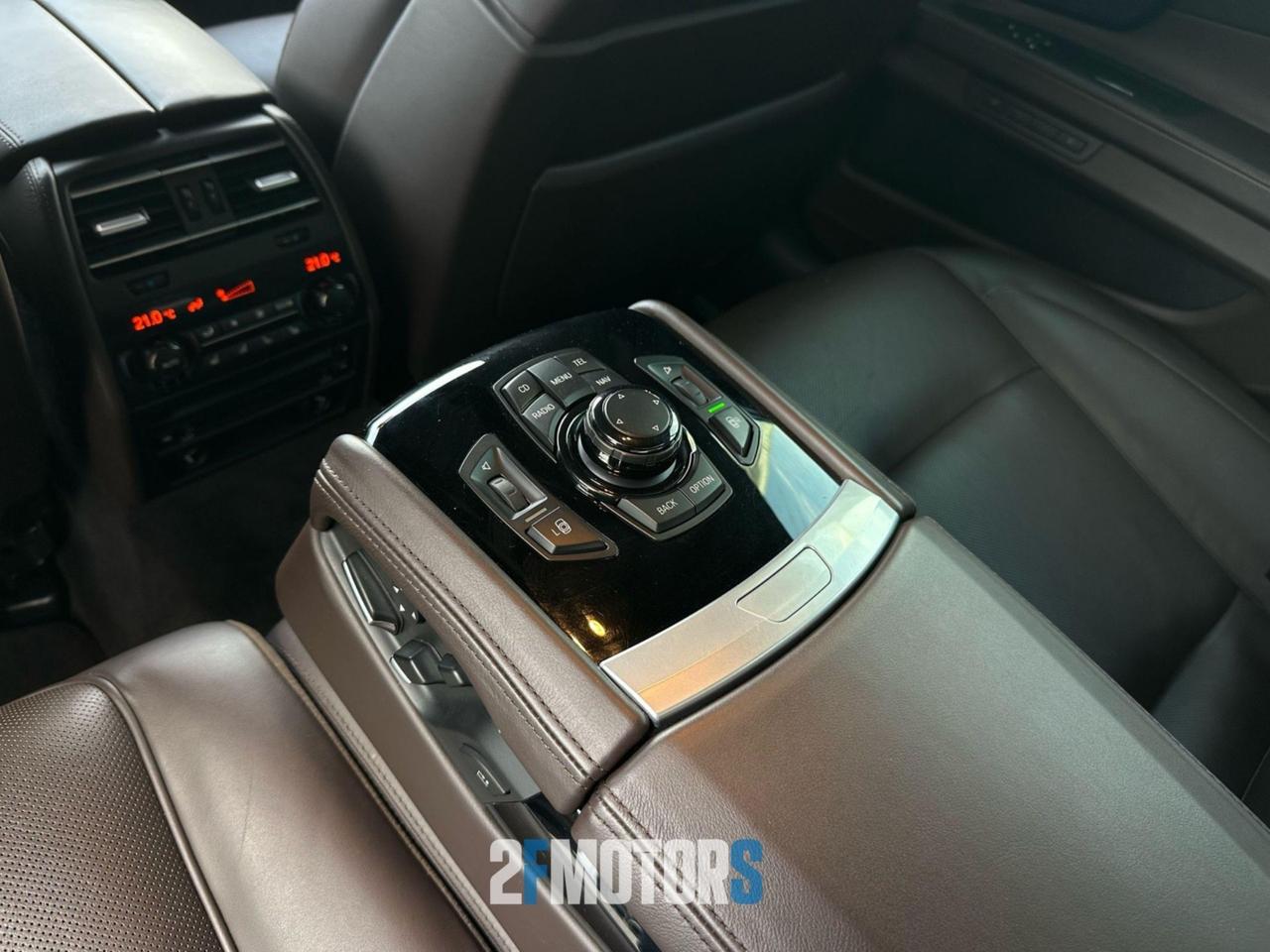 Bmw 750 i xdrive Eccelsa auto