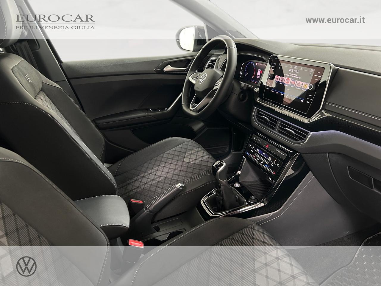 Volkswagen T-Cross 1.0 tsi r-line 115cv
