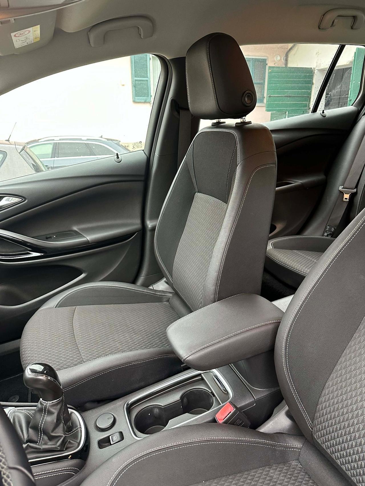 Opel ASTRA 1.6 CDTi 136CV SPORTS TOURER INNOVATION KMCERT