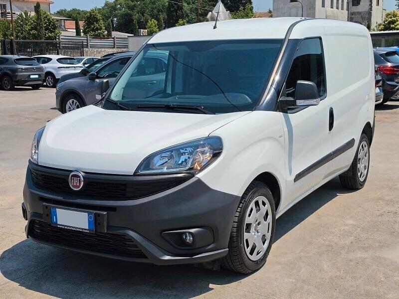 FIAT Doblo 1.6 MJT 105 S&S Cargo Scaffali NAV PARK