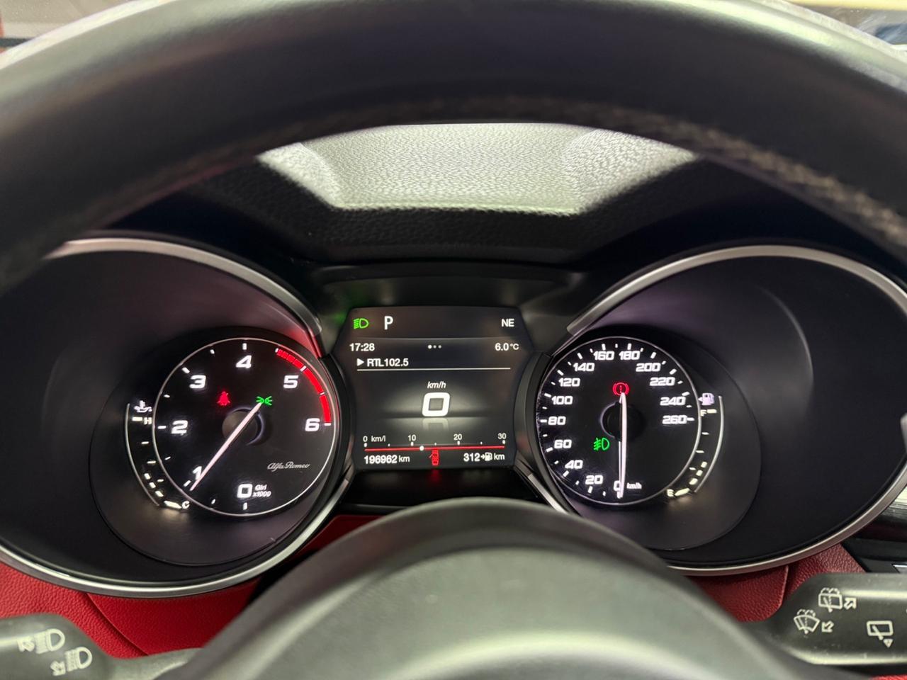 Alfa Romeo Stelvio 2.2 Turbodiesel 180 CV AT8 Q4 Executive