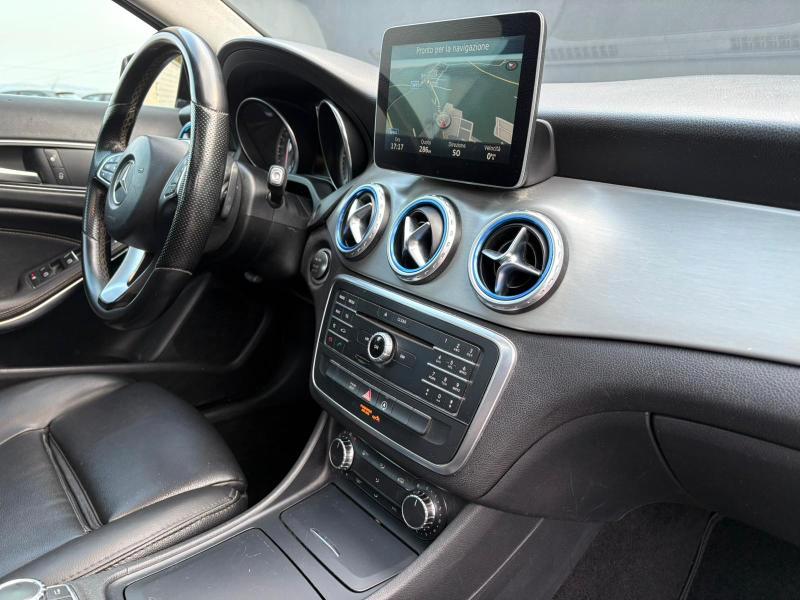 Mercedes GLA 220 2.2 d Premium 177cv auto TETTO