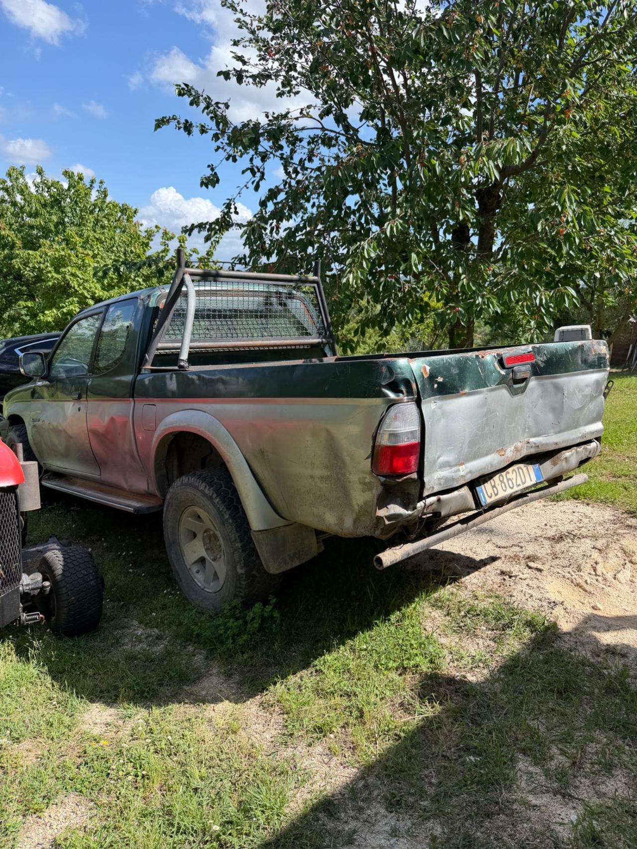 Mitsubishi L200 2.5 TDI 4WD Club Cab Pick-up GLS