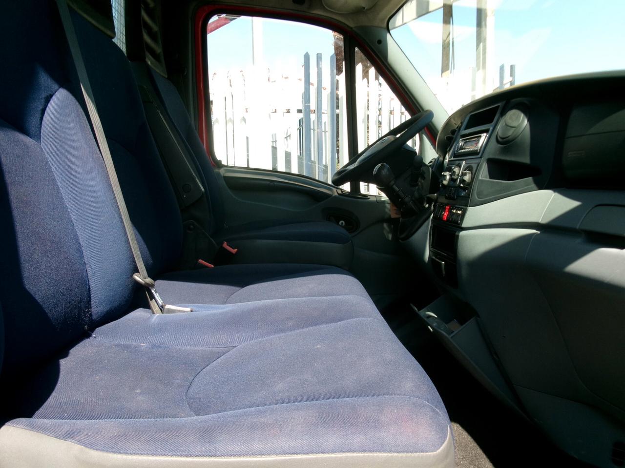 Iveco Daily 35C15 3000 150CV E4 CASSONE FISSO DA 3.80 METRI