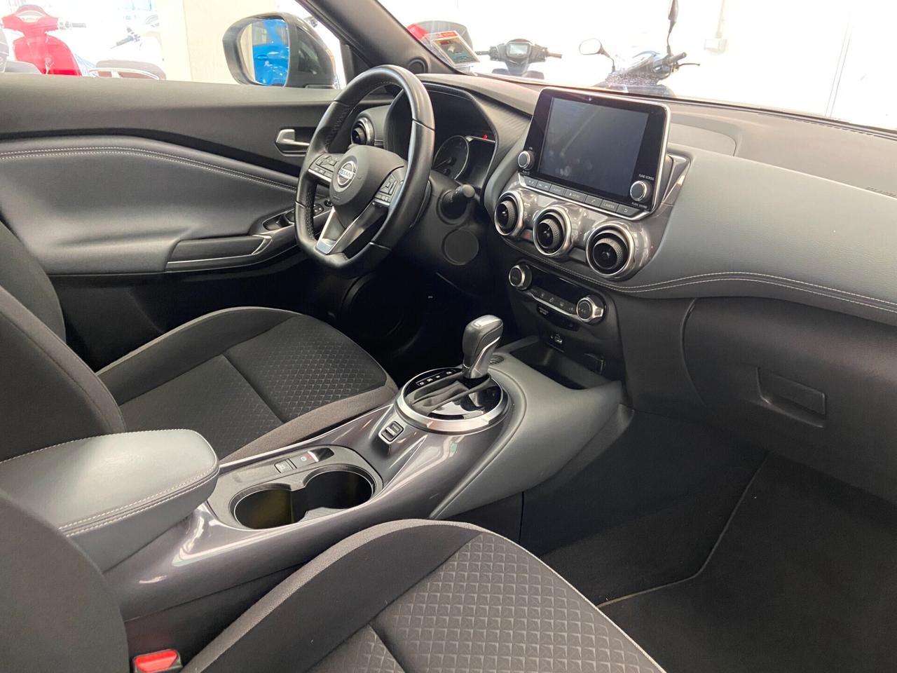 Nissan Juke 1.0 DIG-T 114 CV DCT N-Connecta