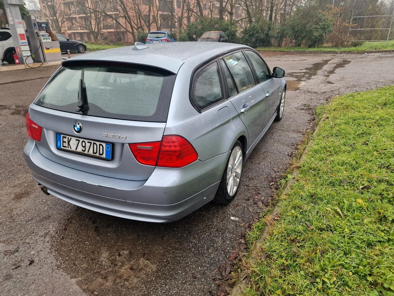 Bmw 320 320d cat Touring Attiva