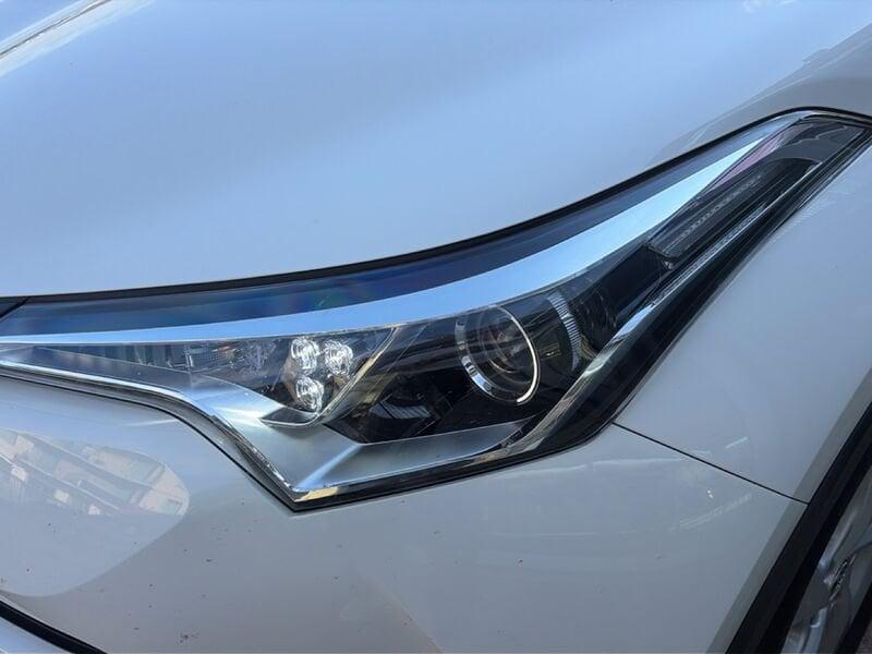 Toyota C-HR C-HR 1.8h Active 2wd e-cvt