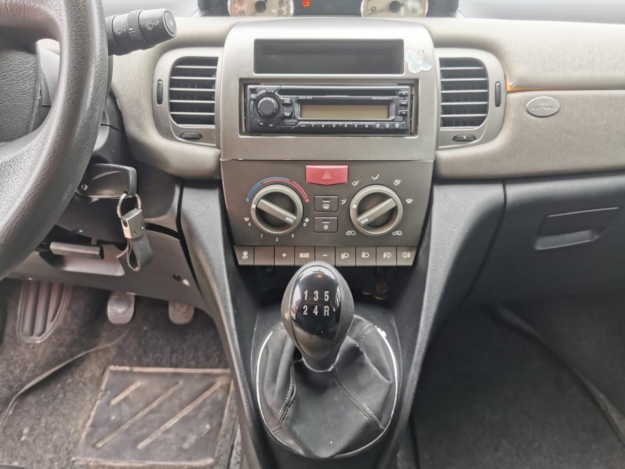 Lancia Ypsilon 1.3 Multijet 16V Oro