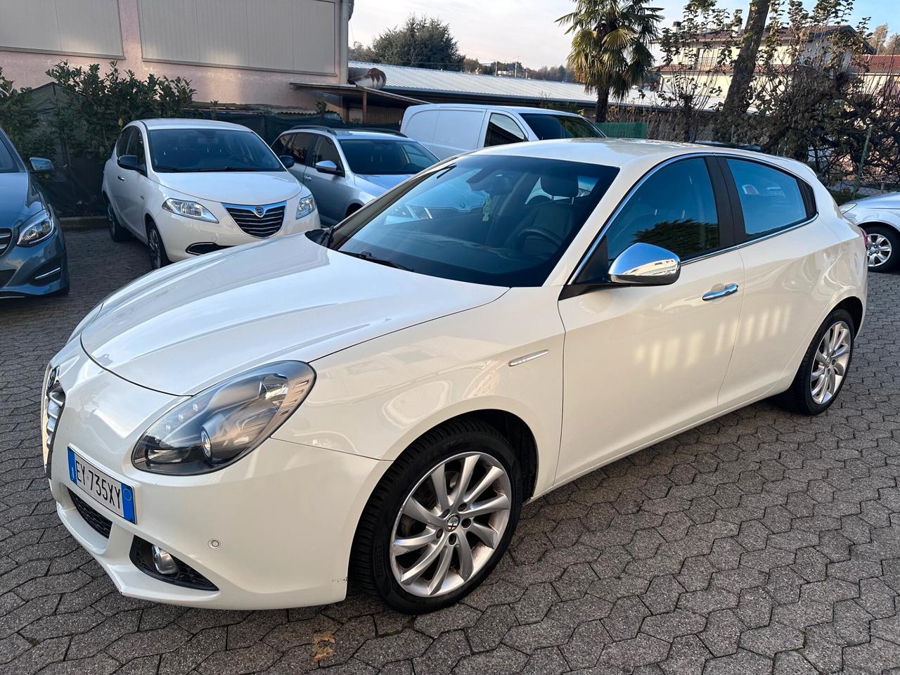 Alfa Romeo Giulietta 1.6 JTDm-2 105 CV Business*EURO5*CERCHI