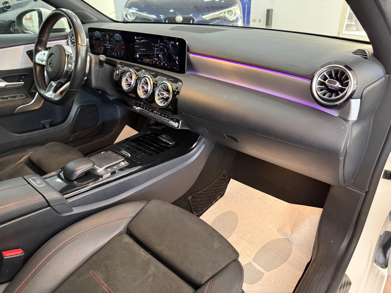 MERCEDES CLASSE A 200 AUTOMATIC PREMIUM - 2020