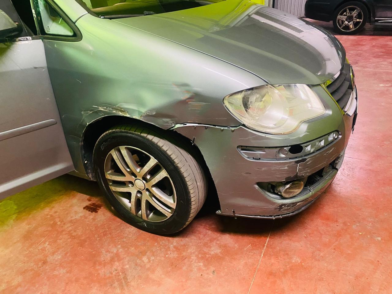 Volkswagen Touran 2.0 Trendline Ecofuel