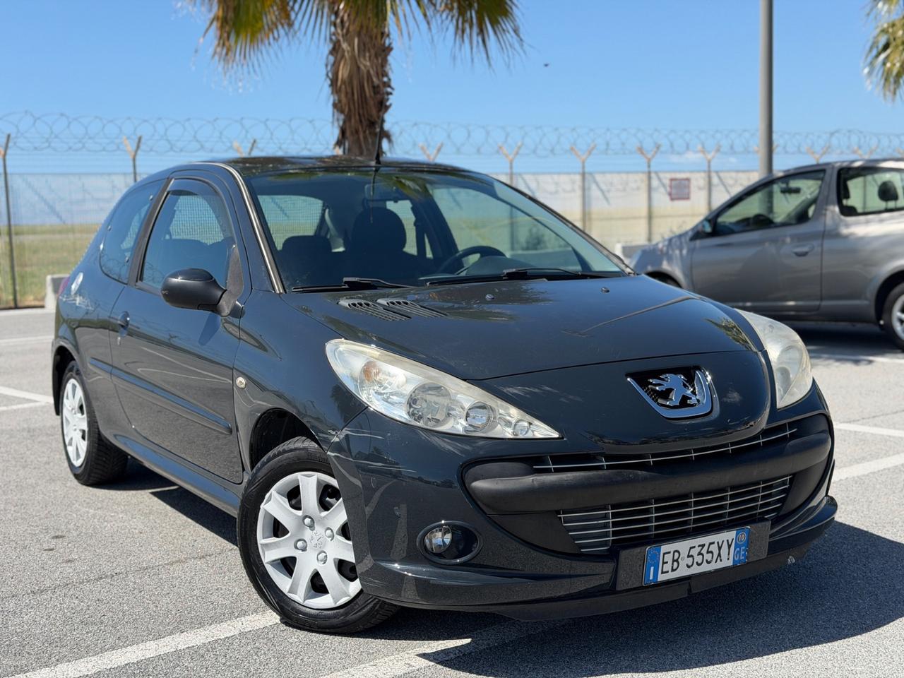 Peugeot 206 Plus 1.1 benzina 2010 GPL NEOPATENTATI
