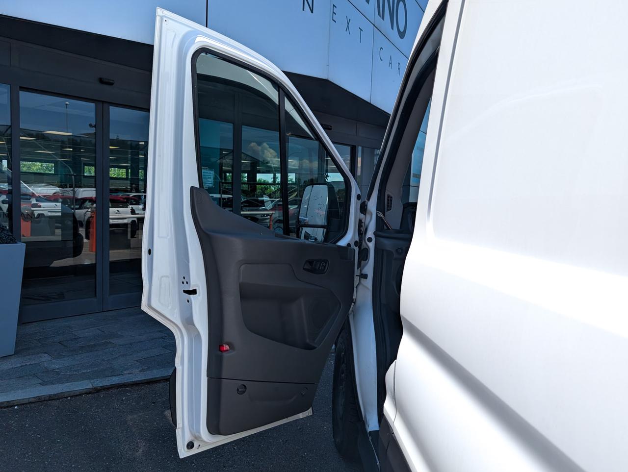 Ford Transit 350 2.0 tdci 170cv L3H2 Trend