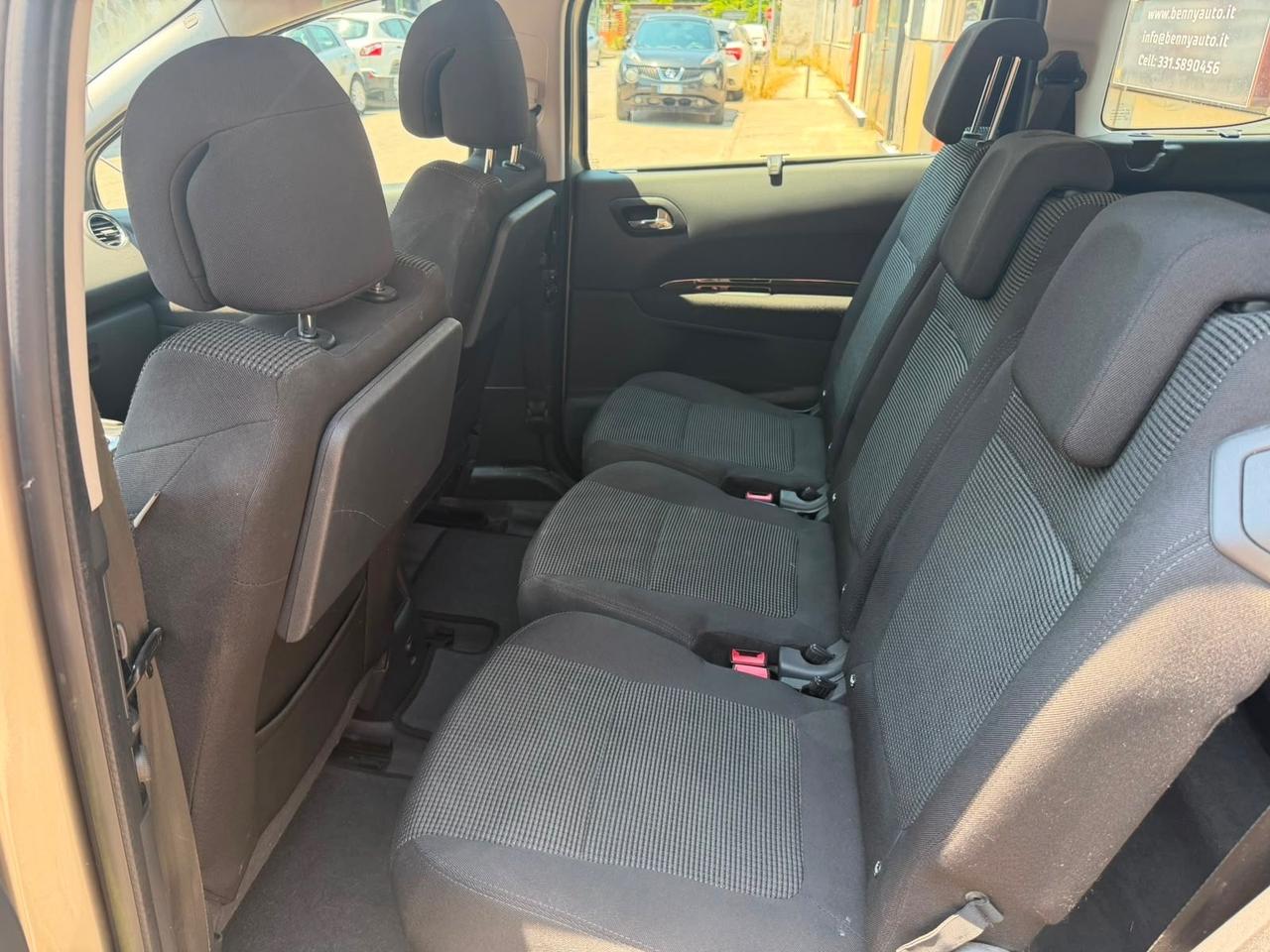 Peugeot 5008 1.6 HDi 112CV Allure