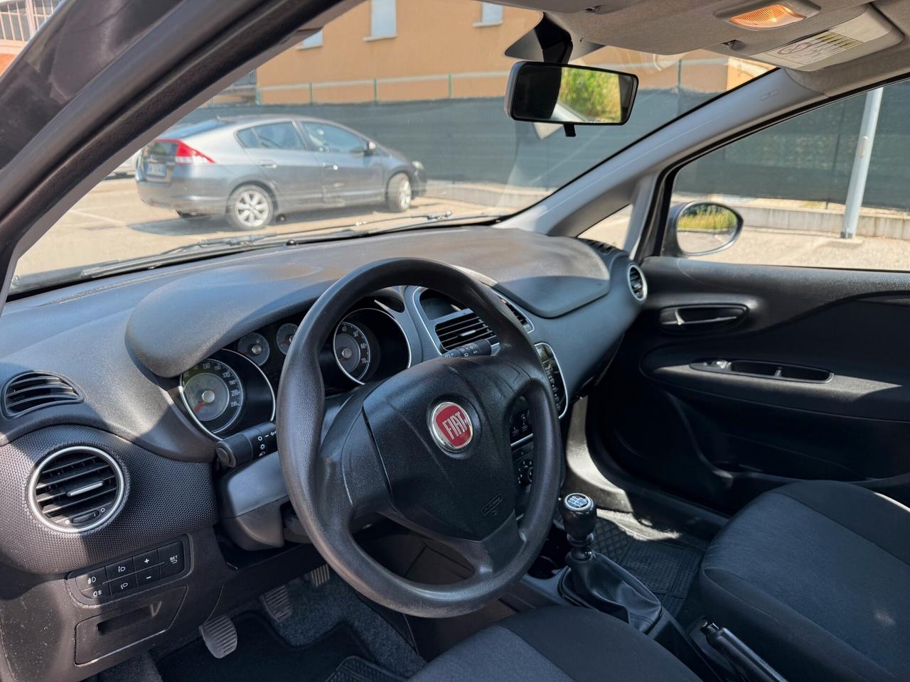 Fiat Punto Evo 1.2 - NEOPATENTATI - 12 MESI DI GARANZIA -
