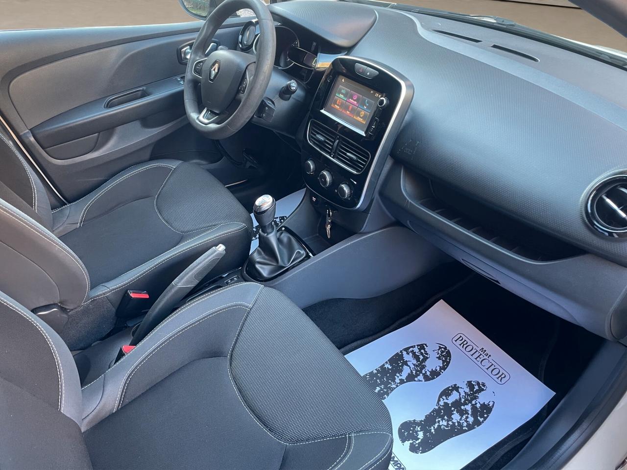 Renault Clio NEOPATENTATI - GPL