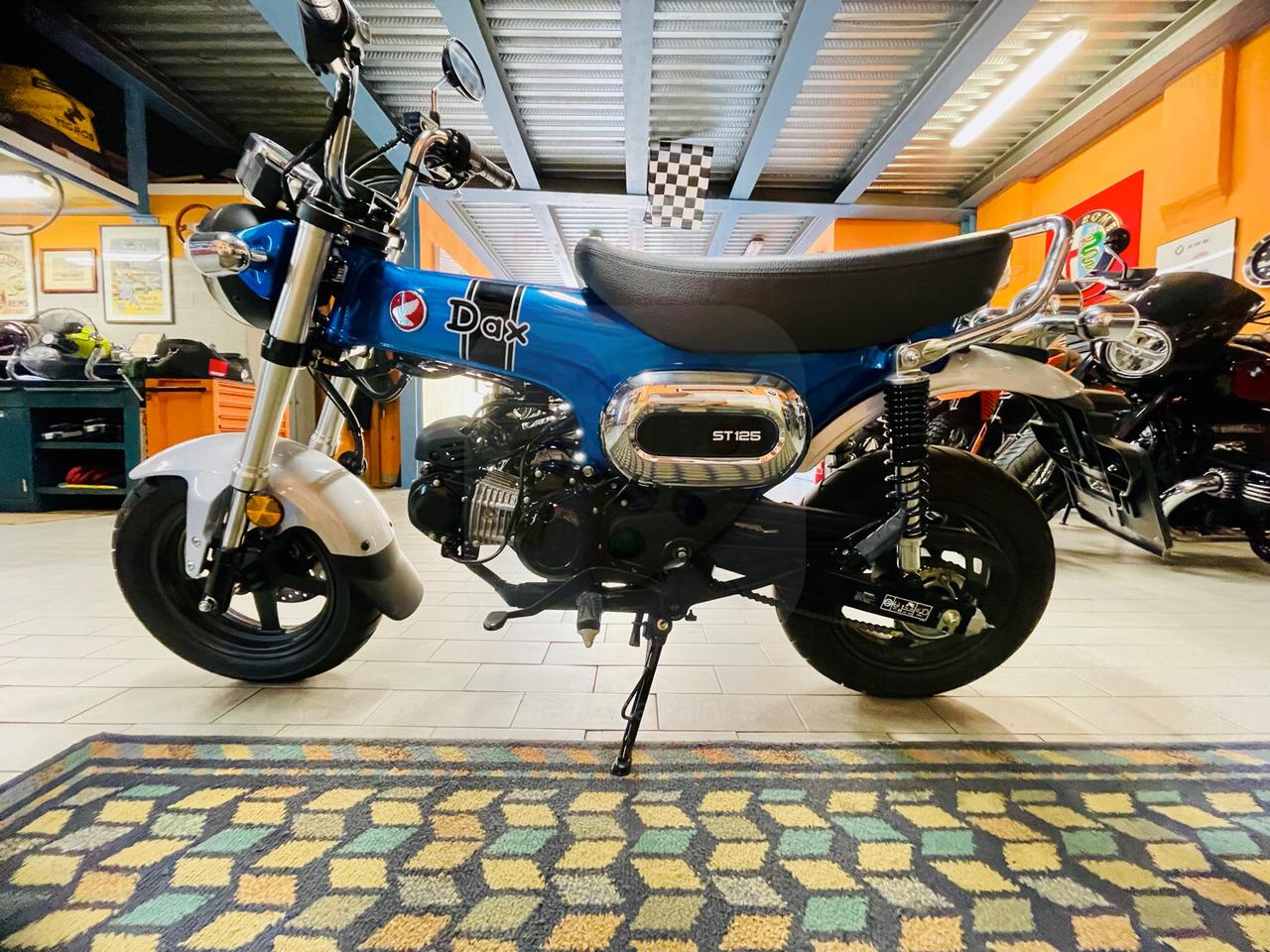 Honda Dax 125 DI SERIE