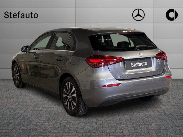 MERCEDES-BENZ A 180 d Automatic Advanced