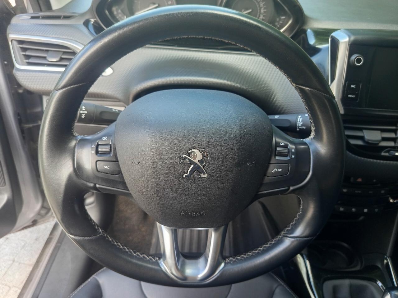 Peugeot 2008 BlueHDi 100 S&S Allure