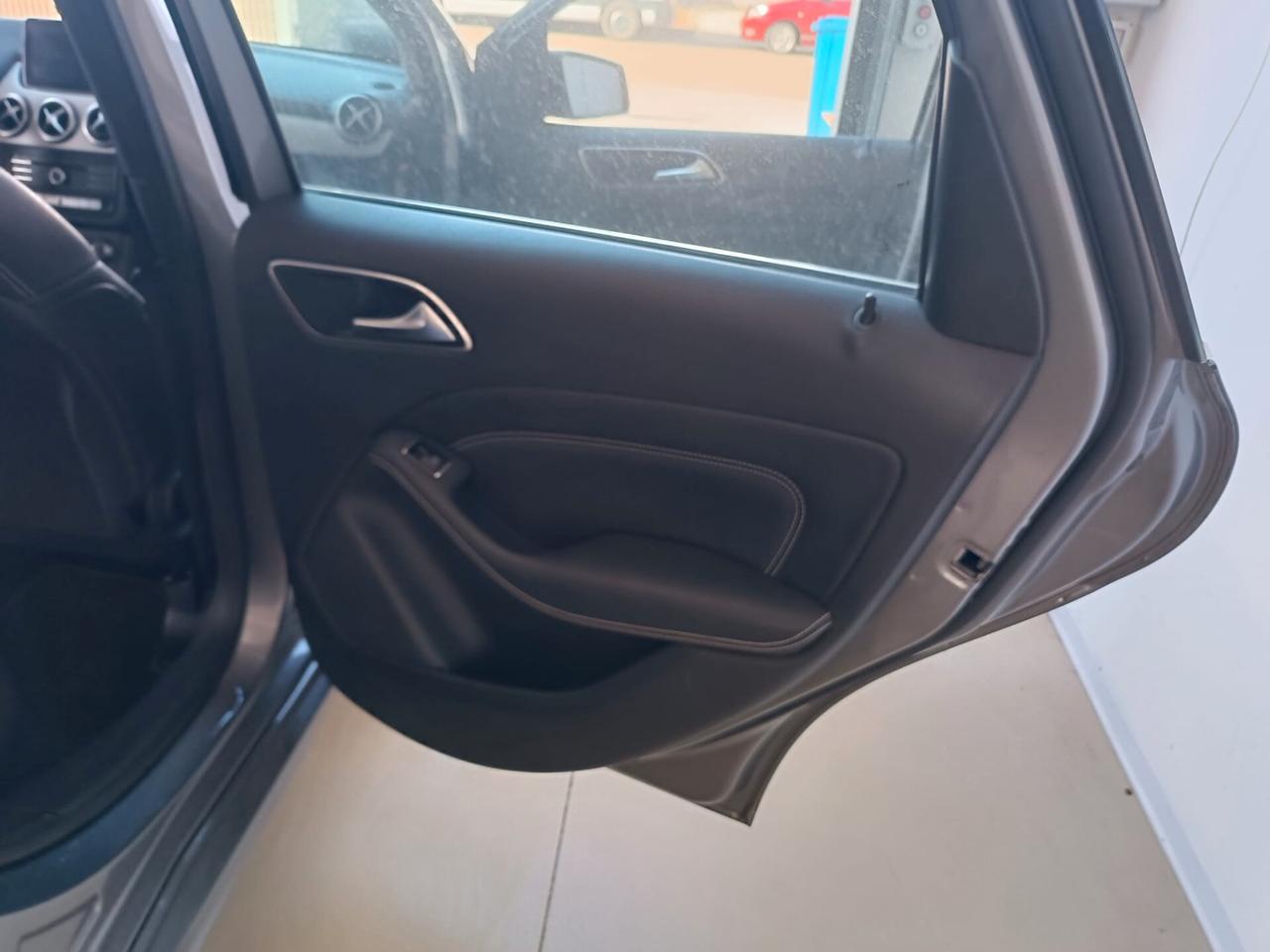Mercedes-benz B 180 CDI Premium