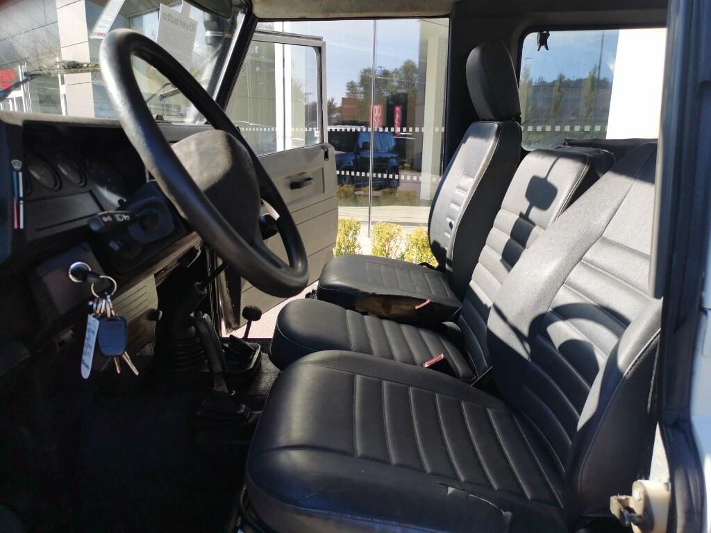 LAND ROVER Defender Defender 90 2.5 Td5 Station...