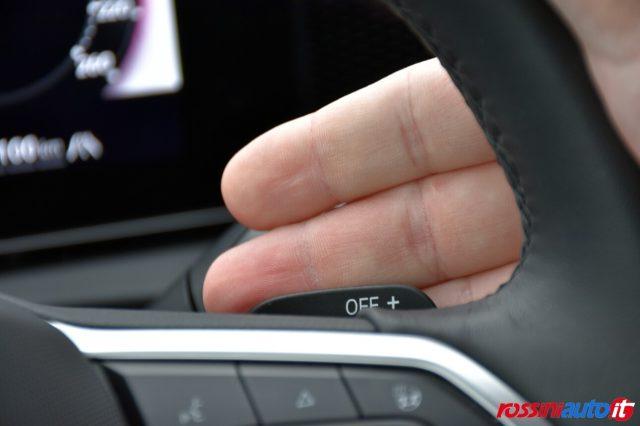 VOLKSWAGEN Tiguan 2.0 TDI 150 CV DSG EDITION PLUS + R18 + GANCIO TRA