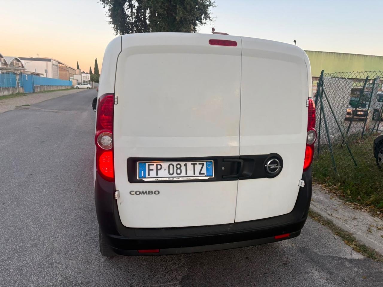 Opel Combo 1.6 CDTI 105CV PL-TN Van Blitz (1000kg) E6
