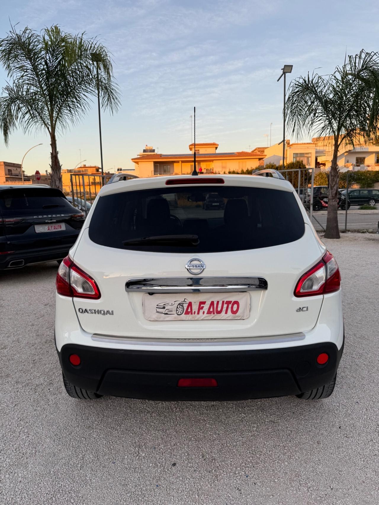 Nissan Qashqai 2.0 dCi DPF Tekna